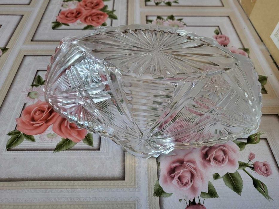 Ваза хрустальная ладья