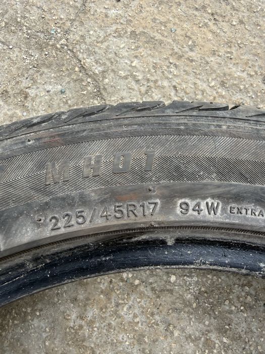 2 броя летни гуми Dynamo 225/45 R17 Dot 2722 ном 402