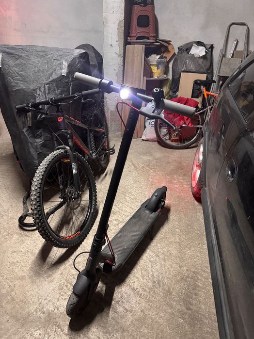 Електическа тротинетка Xiaomi Electric Scooter 4 Pro