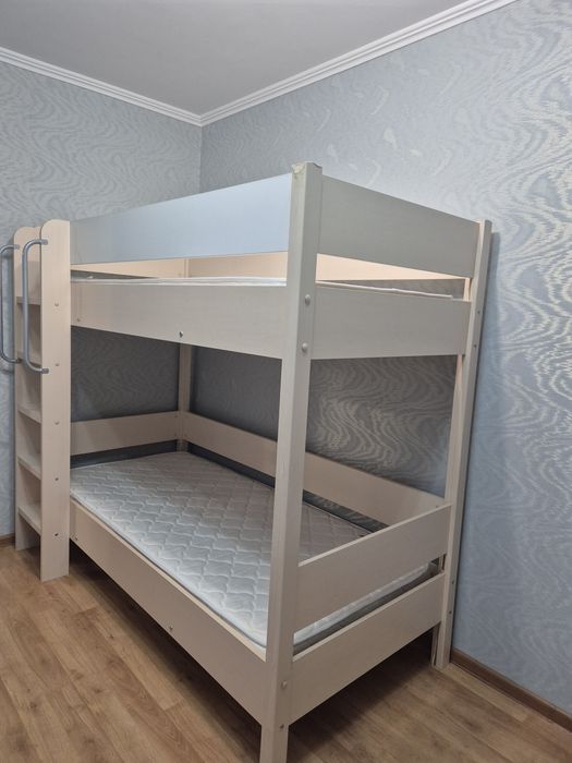 Продаётся двухъярусный кровать