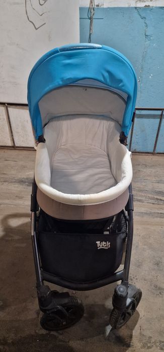 Продам коляску 3 в 1