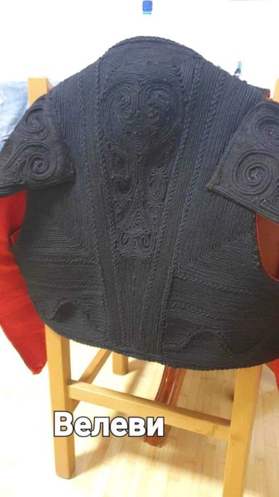 Продавам сирмен чепкен