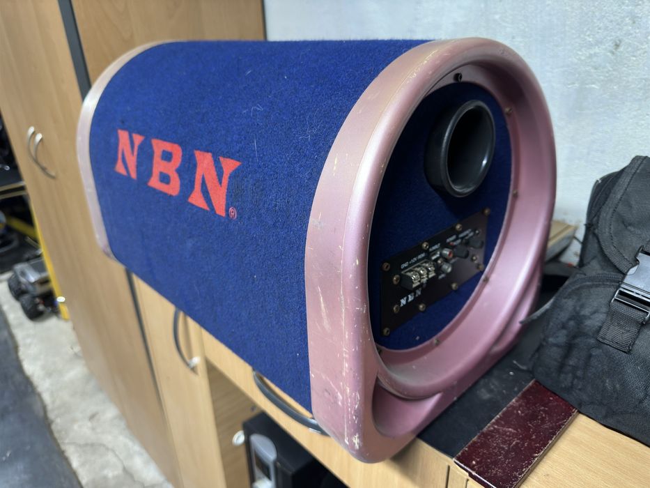 Сабвуфер автомобильный