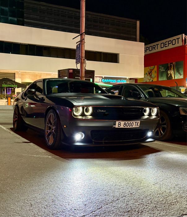 Dodge Challenger 5.7 Hemi