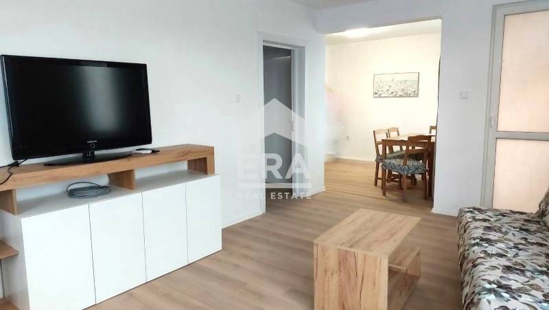 Дава се под наем Тристаен апартамент в Варна, Колхозен пазар - 70 кв.м за 500 € - Снимка #3