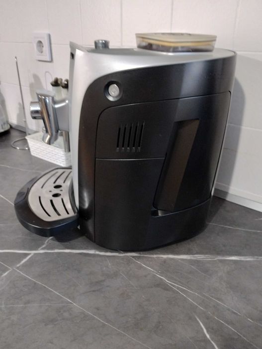 Каферобот SAECO Talea Touch Plus