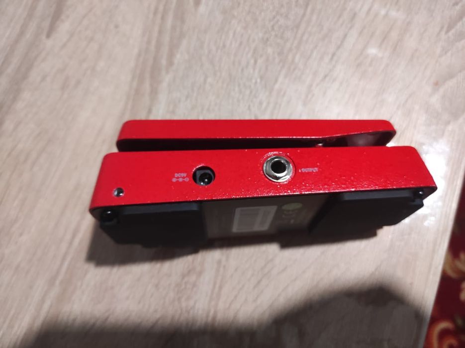 Педаль эффектов wah wah