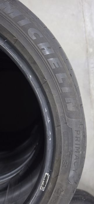 235/45/20 Michelin Primacy 4
