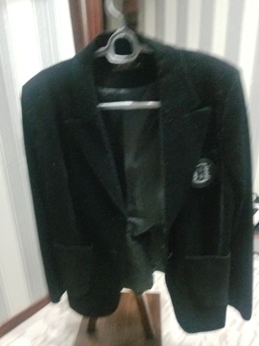 Пиджак бархатный женск