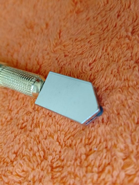 Instrument tăiat sticka diamantadt