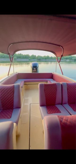 Vand barca corsar 730wt ( primul propietar, ca noua)