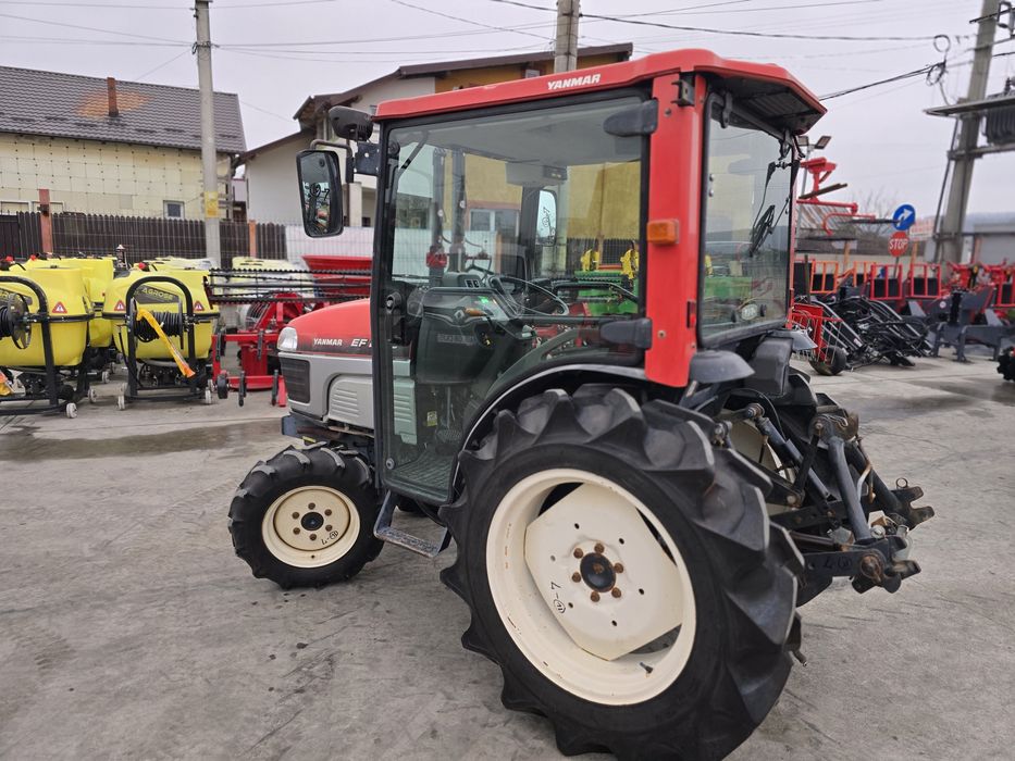 Tractoare / Tractor japonez Yanmar EF228