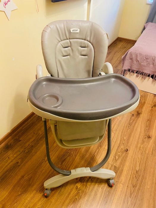 Стул для кормления