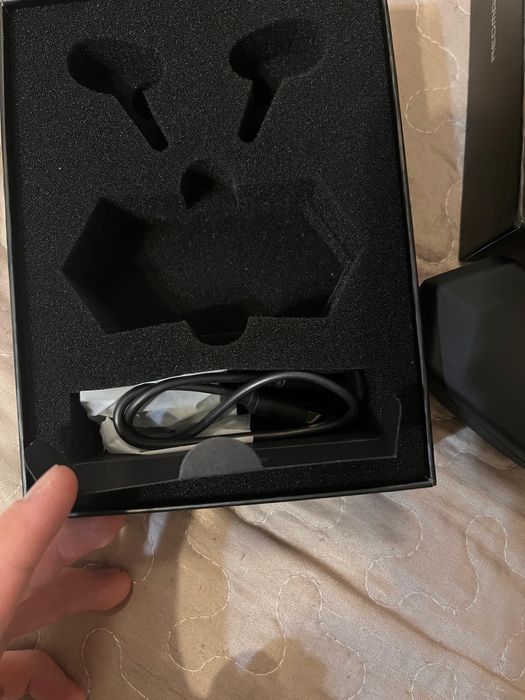 Продаю наушники