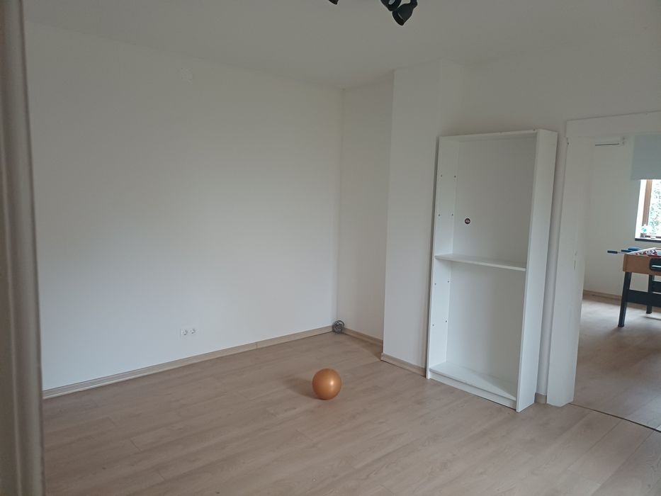 Casa 3 camere de inchiriat