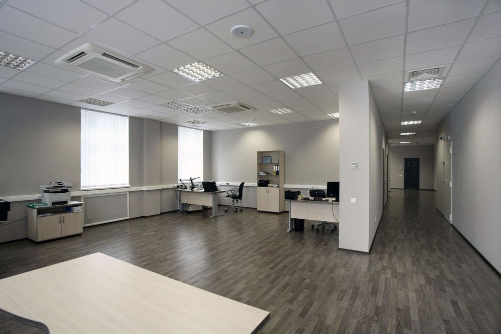 БУЮК ИПАК ЙУЛИ метро! Под нежилой фонд!