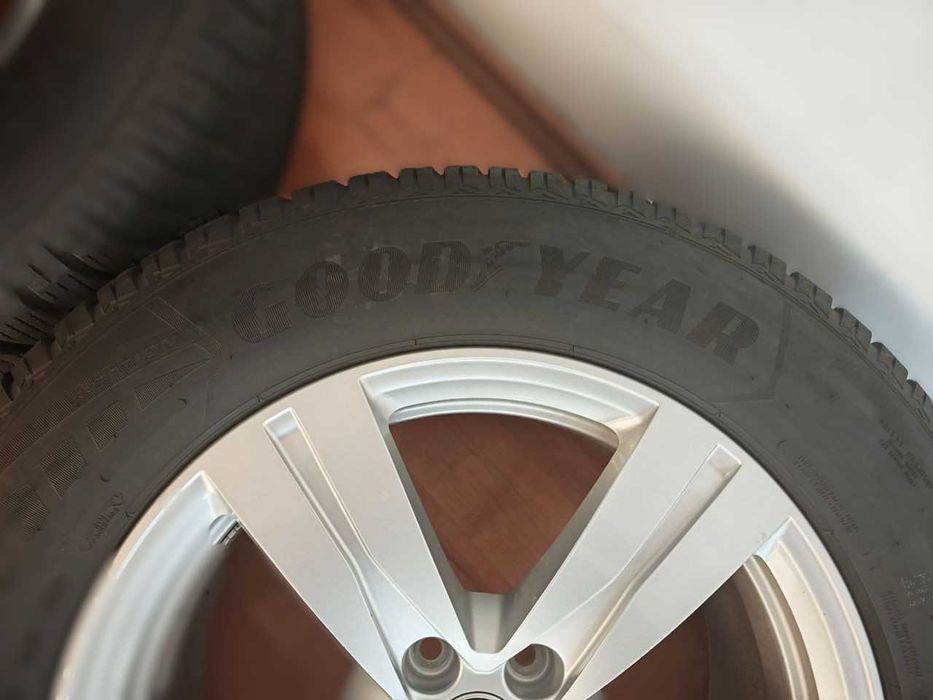 Jante Aliaj AUDi Q7 2021 18 inch cu anvelope