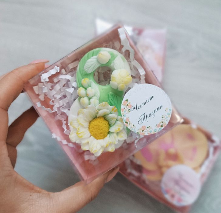 Осмици от сапун за 8  март