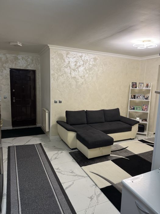 Vand apartament 3 camere