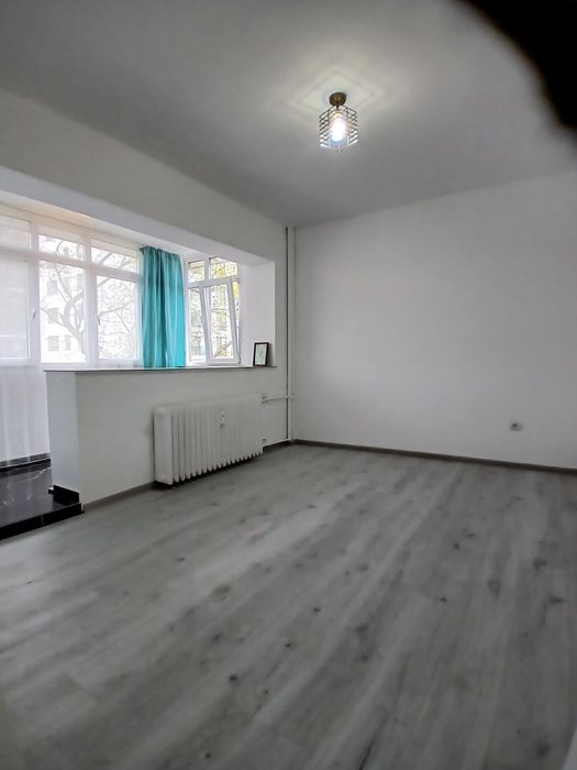 Proprietar vând Ap 2 cam SD circular et 1 fără risc Podu Roș