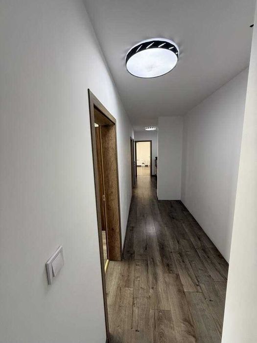 Дава се под наем Тристаен апартамент в Пловдив, Кършияка - 120 кв.м за 612 € - Снимка #6