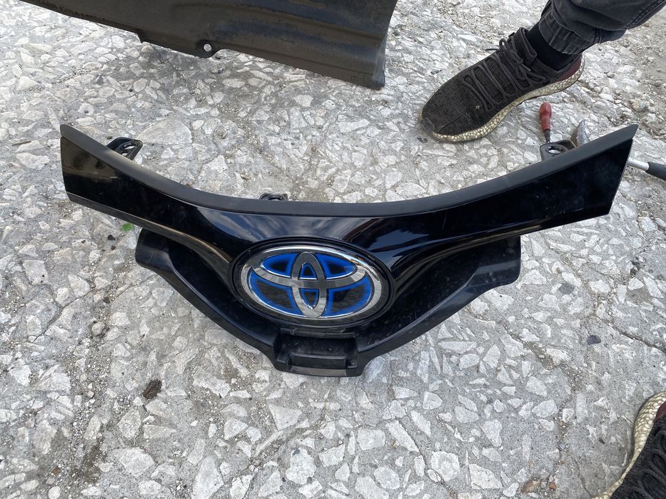 На части TOYOTA C-HR EXCEL Hybrid Тойота CHR CRH Хибрид 2019