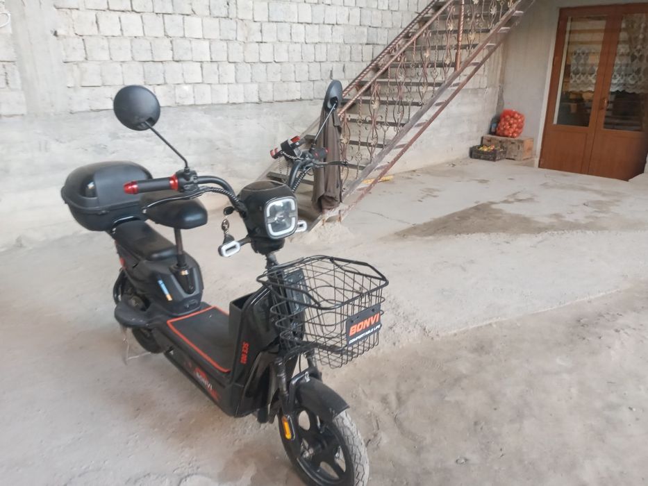 Skuter sotiladi yangi holati