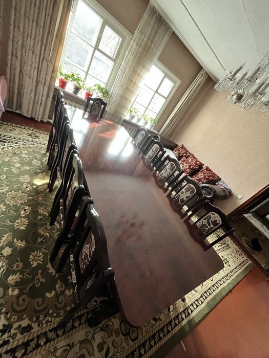 Продам гостевой стол