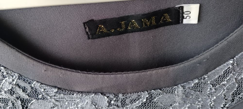 Платье нарядное женское