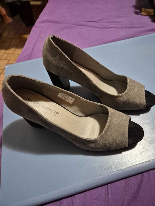 Pantofi dama BPC Selection, Germania, piele intoarsa, 42, noi