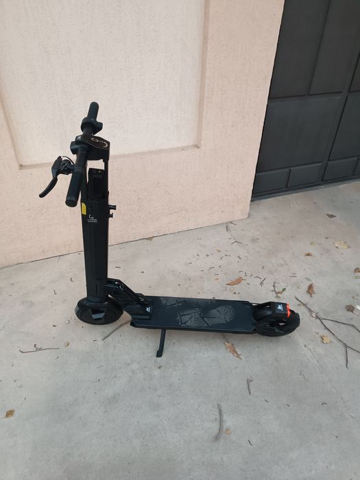 Продаю KUGOO KIRIN HX PLUS проктический новый пробег 80км .