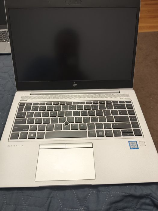 HP EliteBook 840 G5 – Intel i5 Gen 8 / 8GB RAM / 256GB SSD