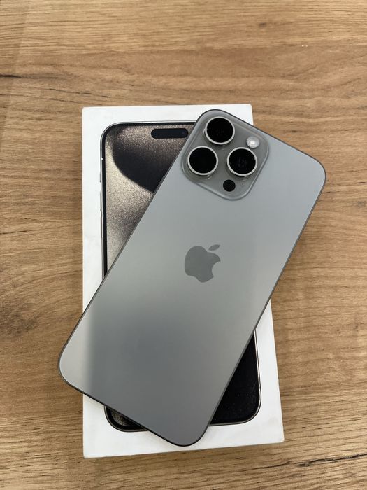 Apple Iphone 15pro max 256gb 84%