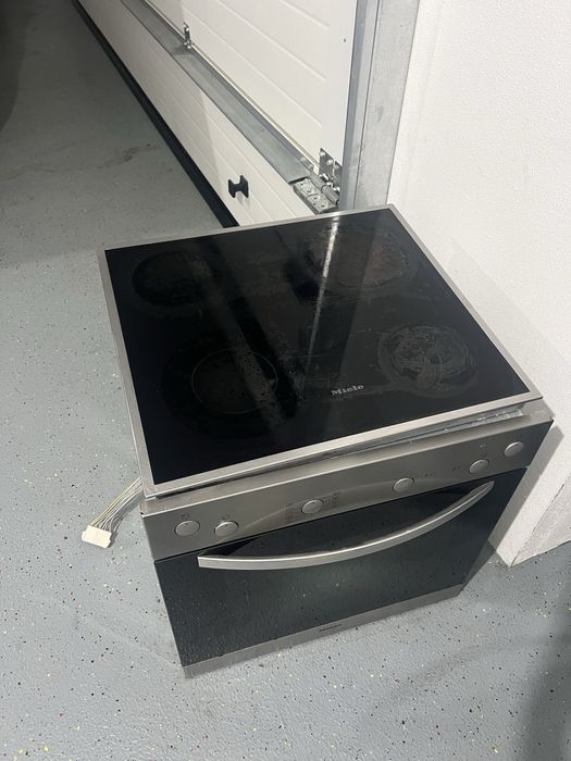 Cuptor+plita Miele