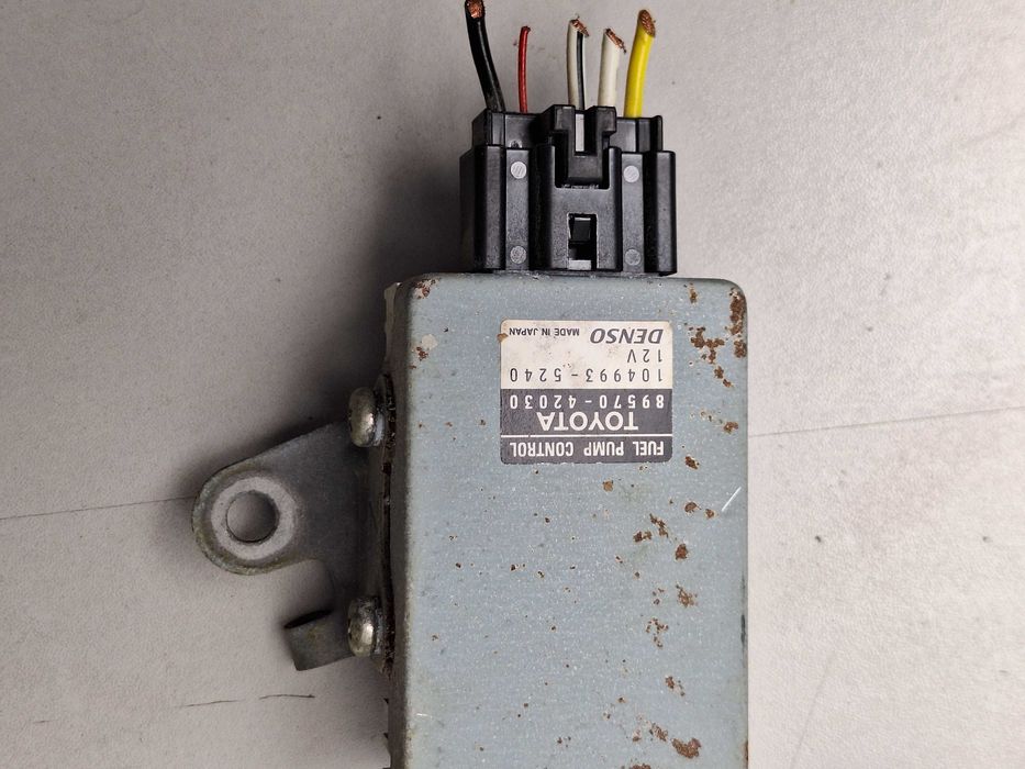 КОНТРОЛЕР модул за помпа горивна Тойота РАФ4