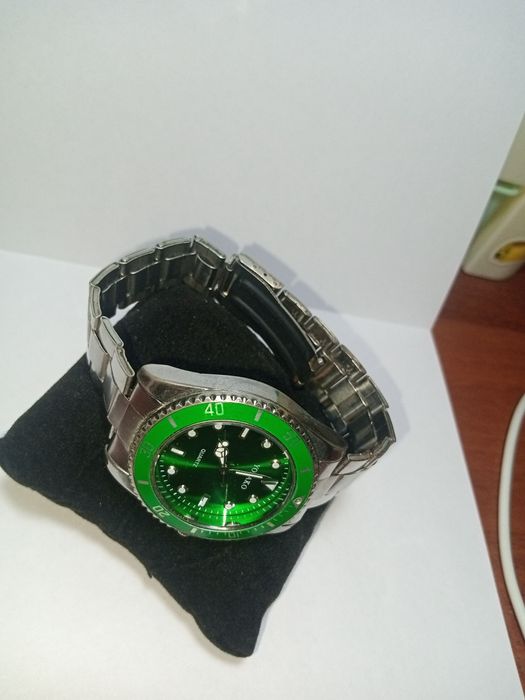 Часы YOLAKO зелено серебристые