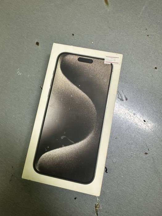 Iphone 15 pro max 256  LLA Sotiladi