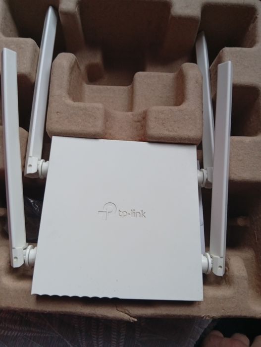 Продаю роутар tp-link c24