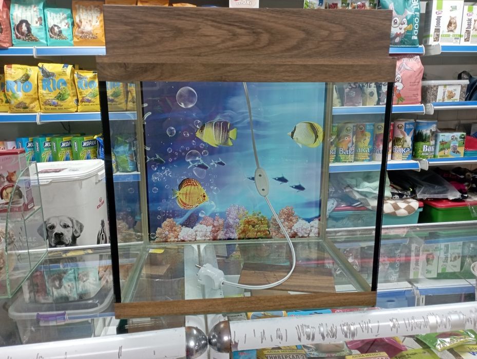 Аквариум с крышкой 35 литров