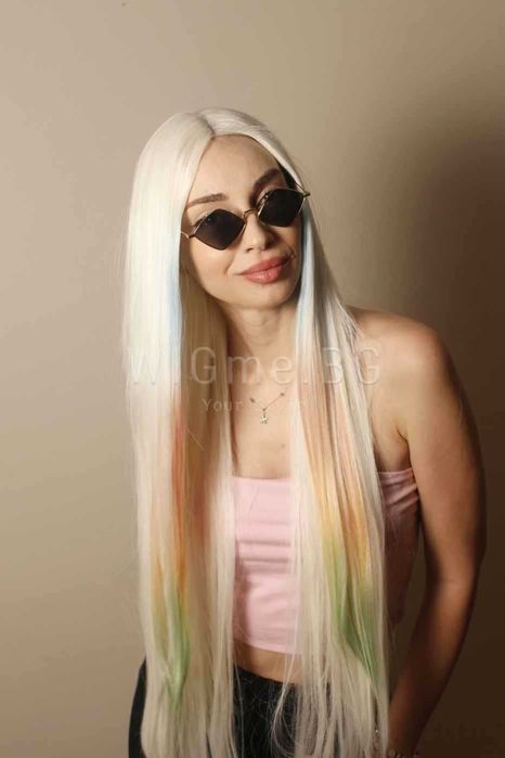 Дълга руса с цветни кичури лейс фронт перука Сара