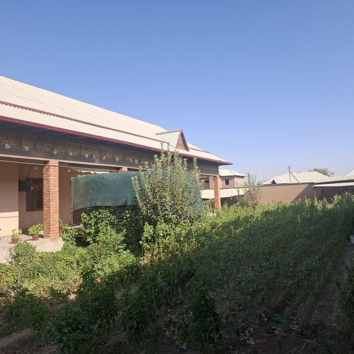 ДСК да ховли уй сотилади 8 сотих