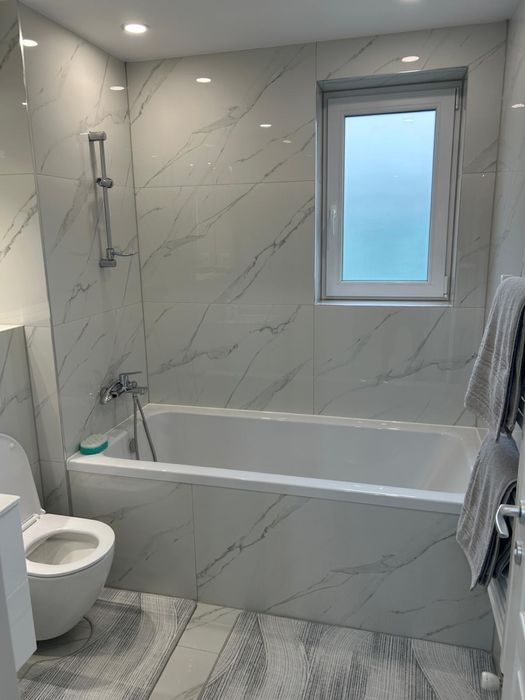 DE VANZARE  apartament cu 2 camere