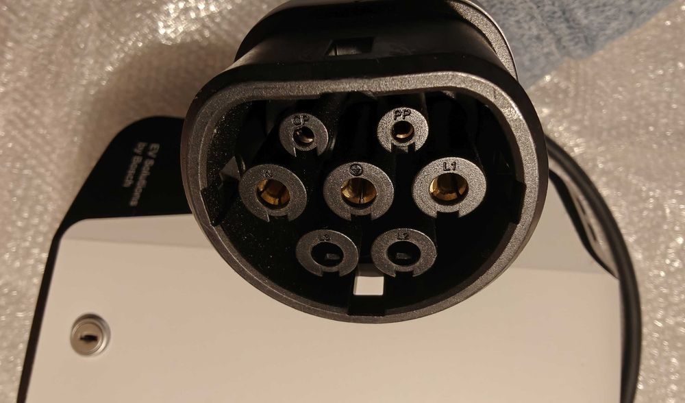 9 бр. Разни Typ 2 WallBox и Оригинална Мобилна Зарядна Станция