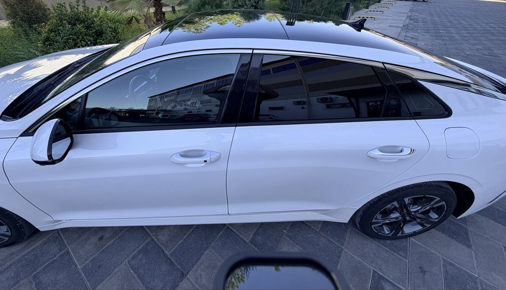 Продается KIA K5 1.5 Фулл.