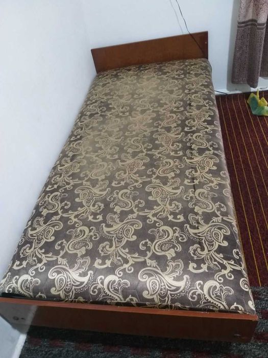 Продам  кровать в хорошем состоянии