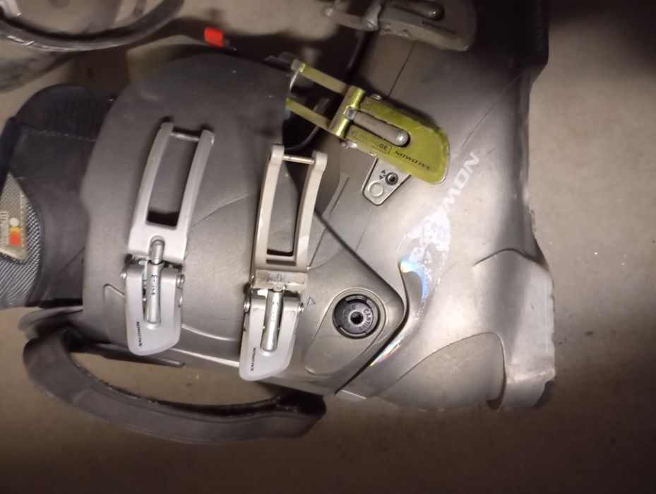 Ски със ски обувки