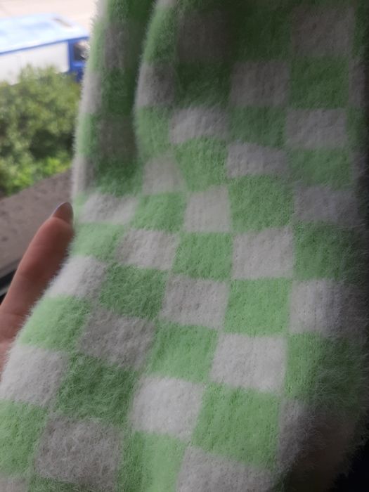 Къса дамска жилетка