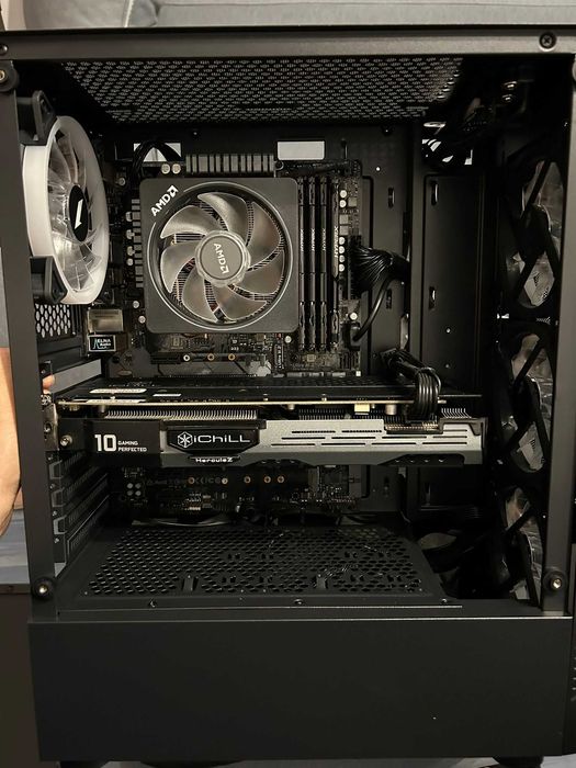 PC Gaming Ryzen 7 2700 / 16GB RAM / GTX 1660 Ti / Sursa Seasonic 550W