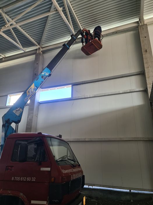 Манипулятор эвакуатор автовышка