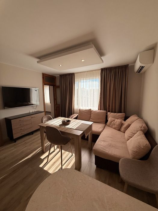 Дава под наем тристаен